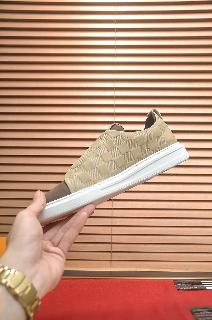 Men's shoes💰460💶【LOUIS VUITTON】Same model from LV.Louis Vuitton official website [satisfied] original single hot model LV original factory cowhide material👑1:1 original plate sheepskin lining, body accessories one to one mold opening💪 counter quality 🙏 Dear friends, if you still worry about wearing matching shoes💋, then these shoes are your best choice🎁🎁! 38-45 (45 is custom-made and cannot be returned or exchanged)